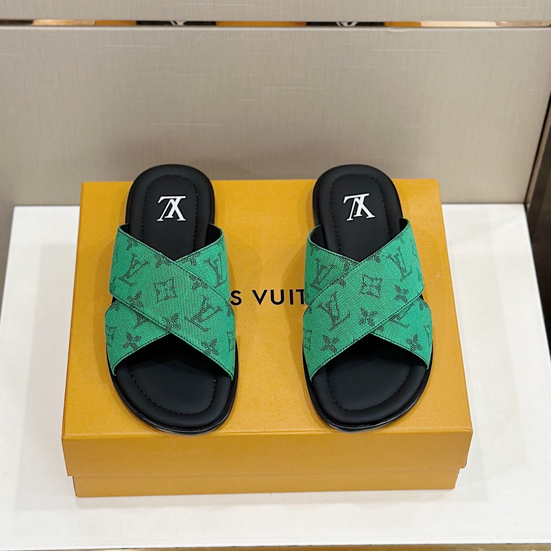 LuxluxHouse Best Quality Sandals Louis Vuitton