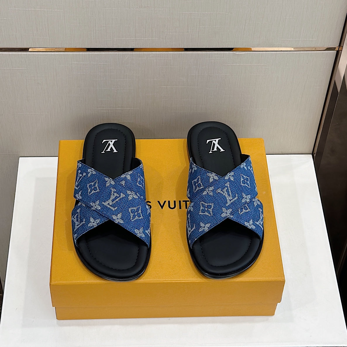 LuxluxHouse Best Quality Sandals Louis Vuitton