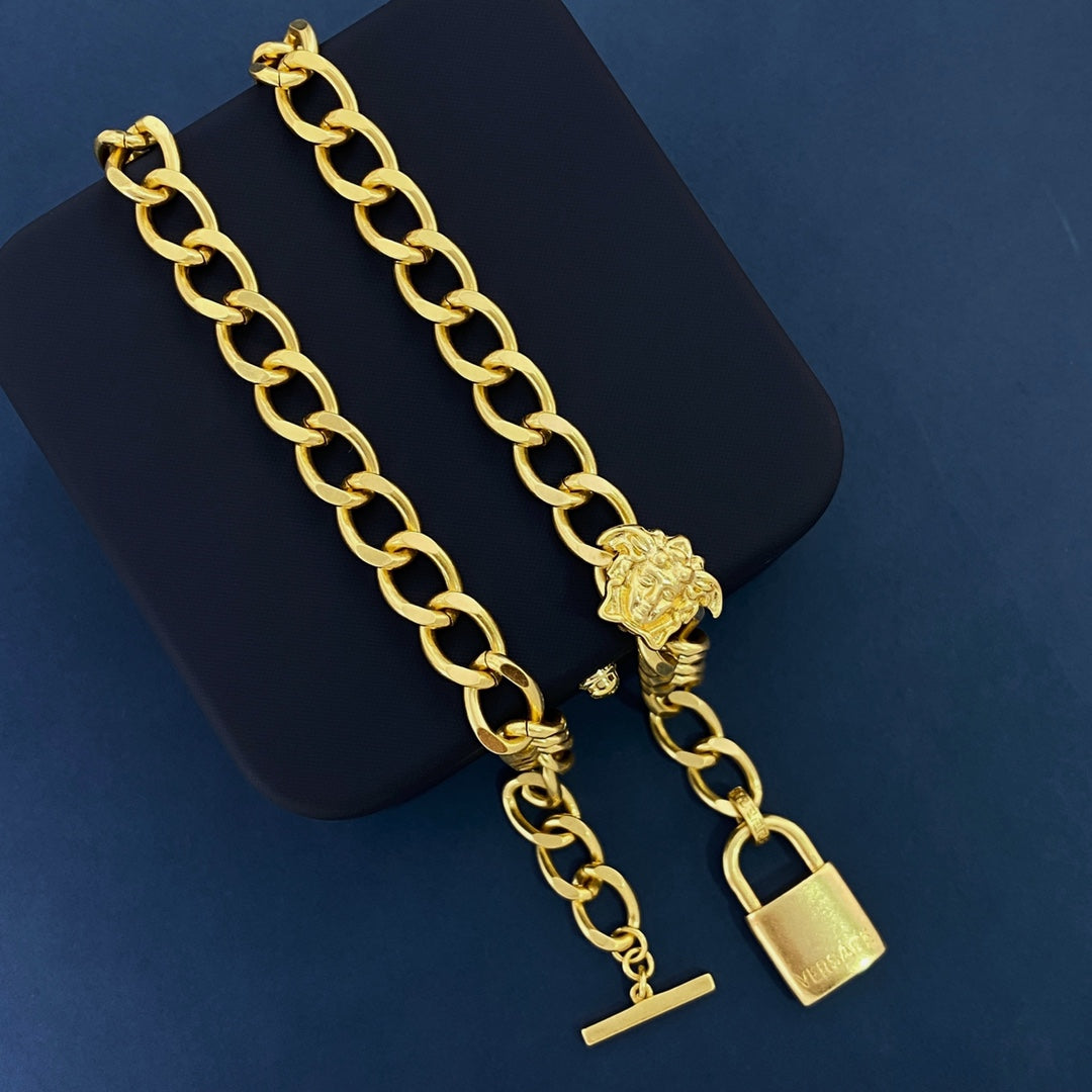 LuxluxHouse Best Quality Accessories Versace