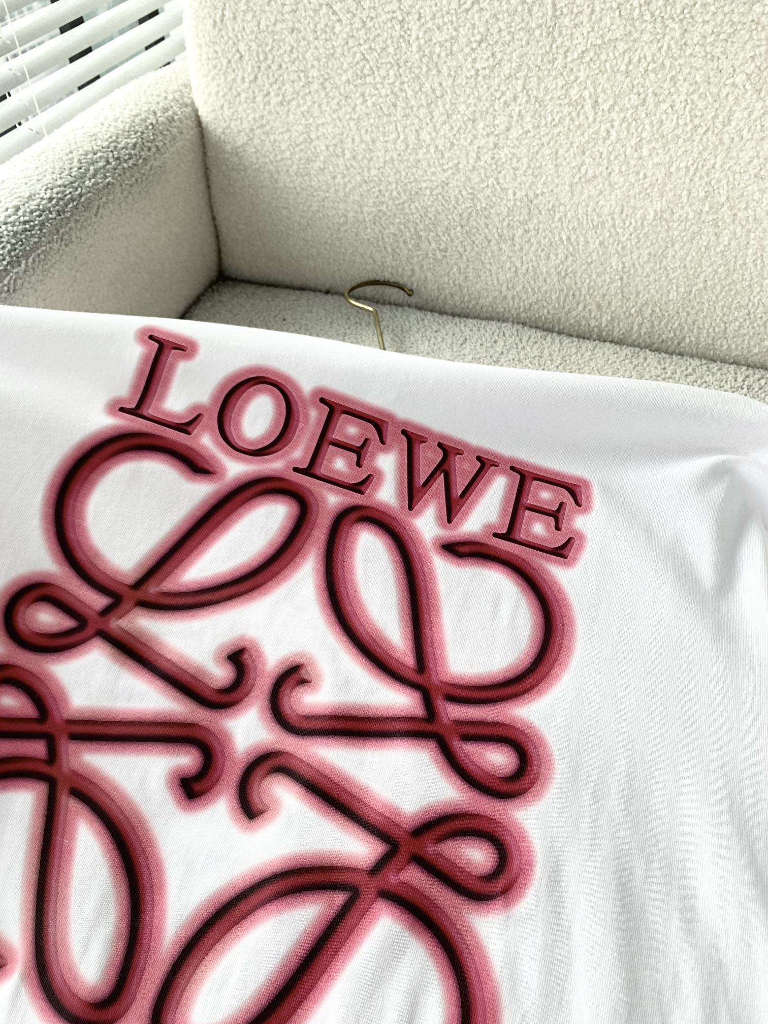 LuxluxHouse Best Quality Clothes T-shirt Loewe