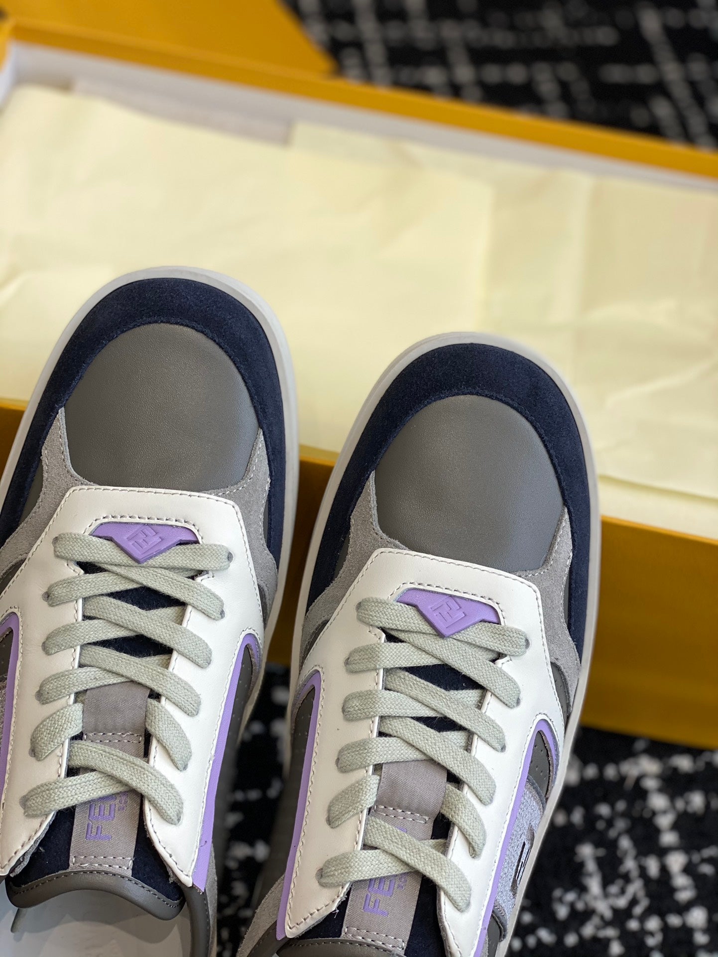 LuxluxHouse Best Quality Shoes Fendi