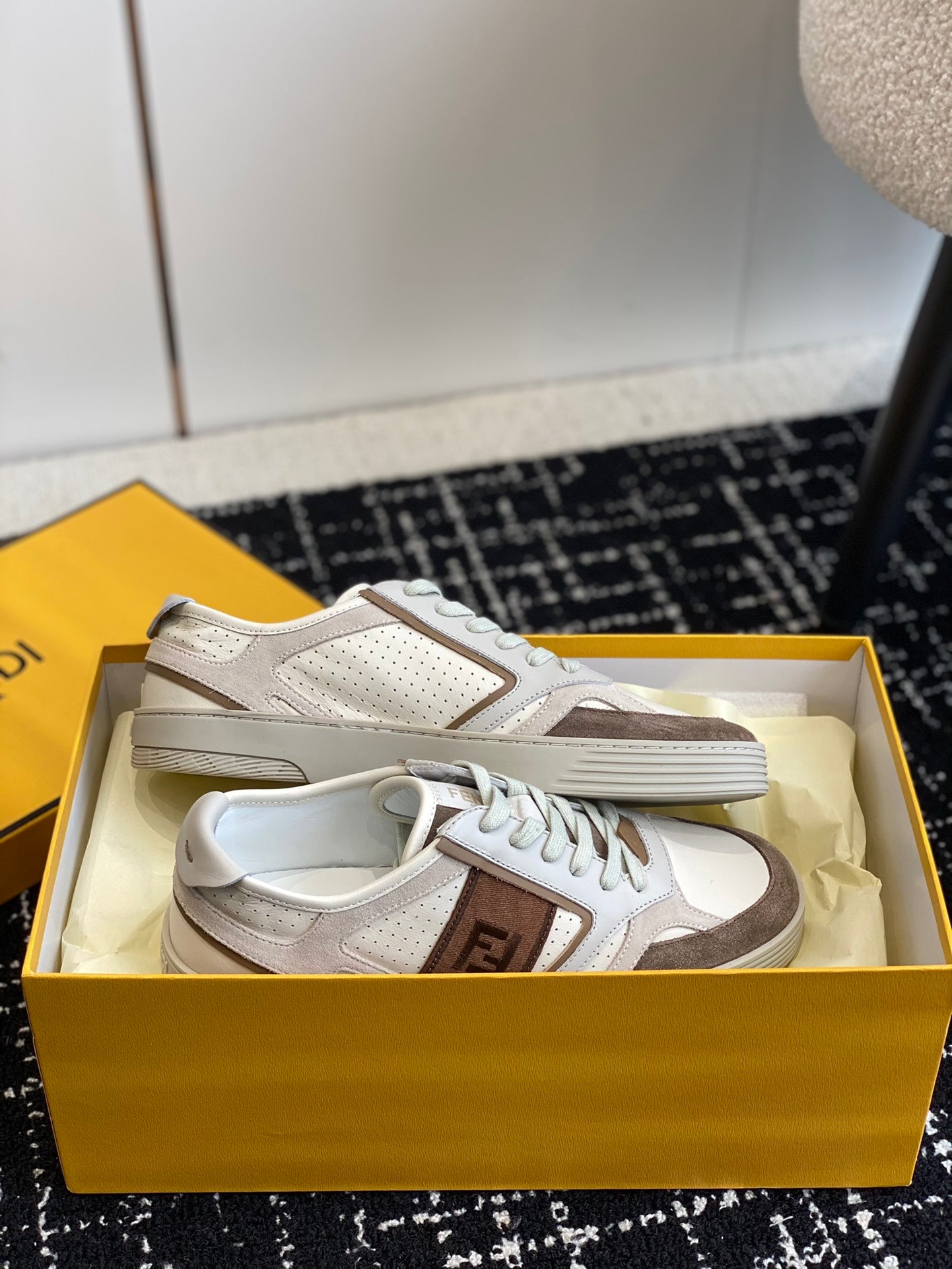 LuxluxHouse Best Quality Shoes Fendi