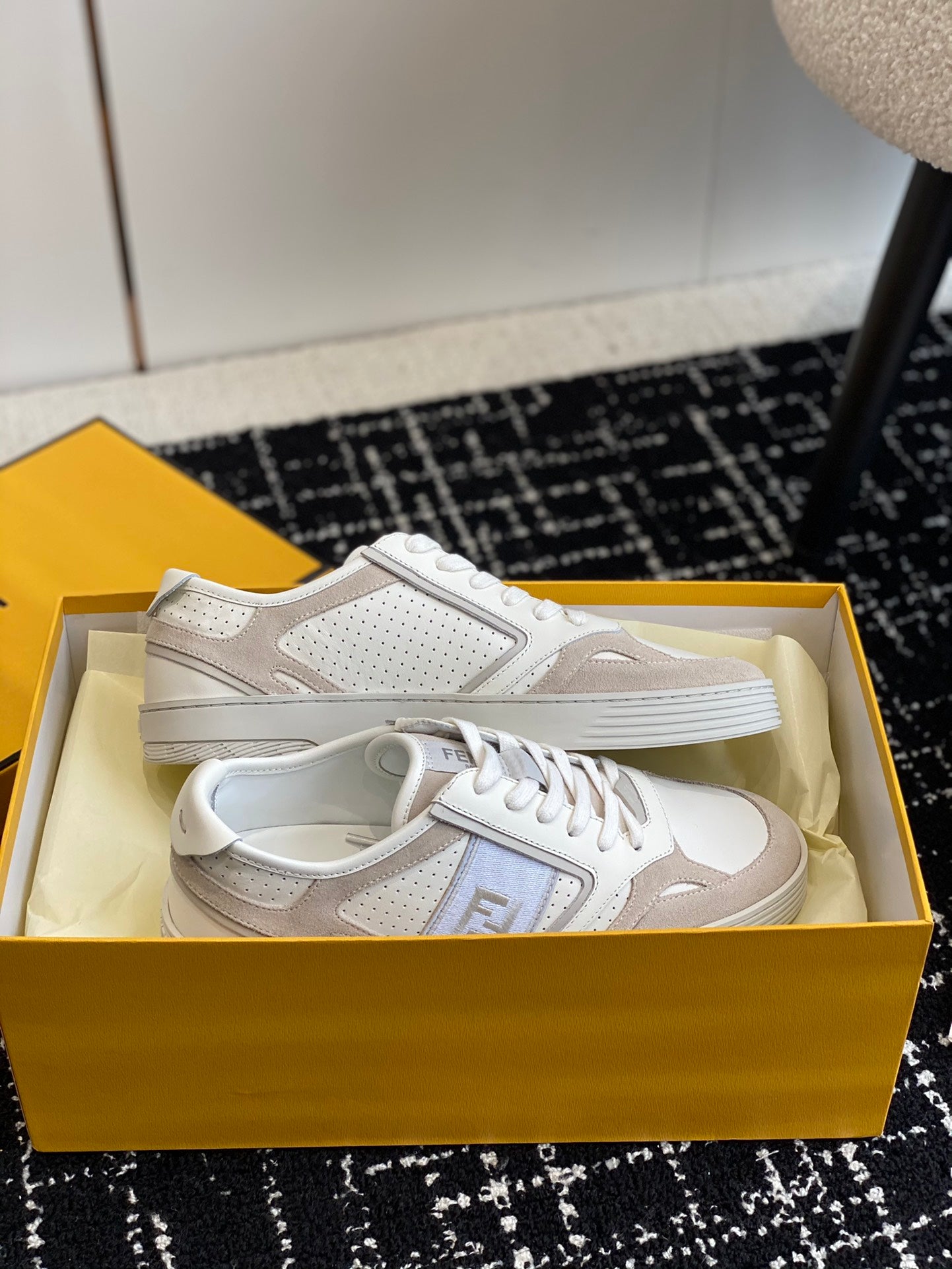 LuxluxHouse Best Quality Shoes Fendi