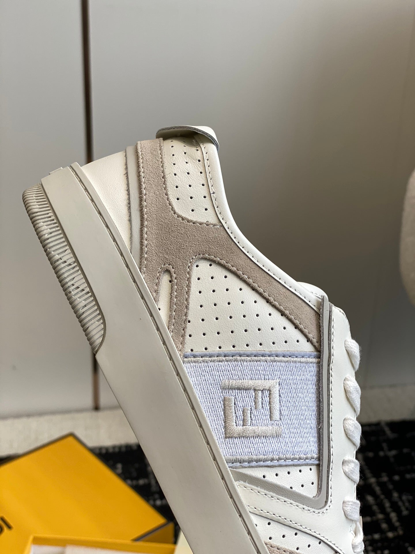 LuxluxHouse Best Quality Shoes Fendi