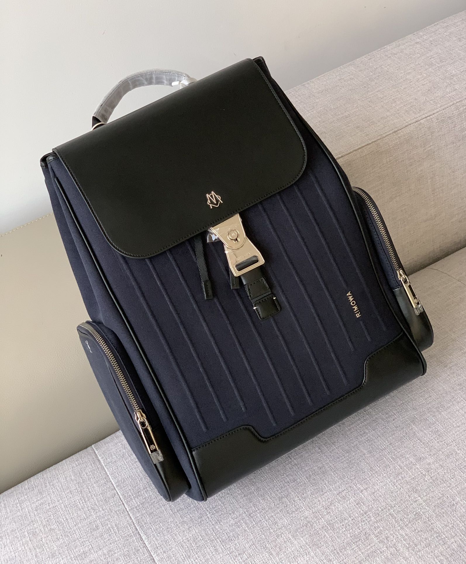 LuxluxHouse Best Quality Bags Luggage
