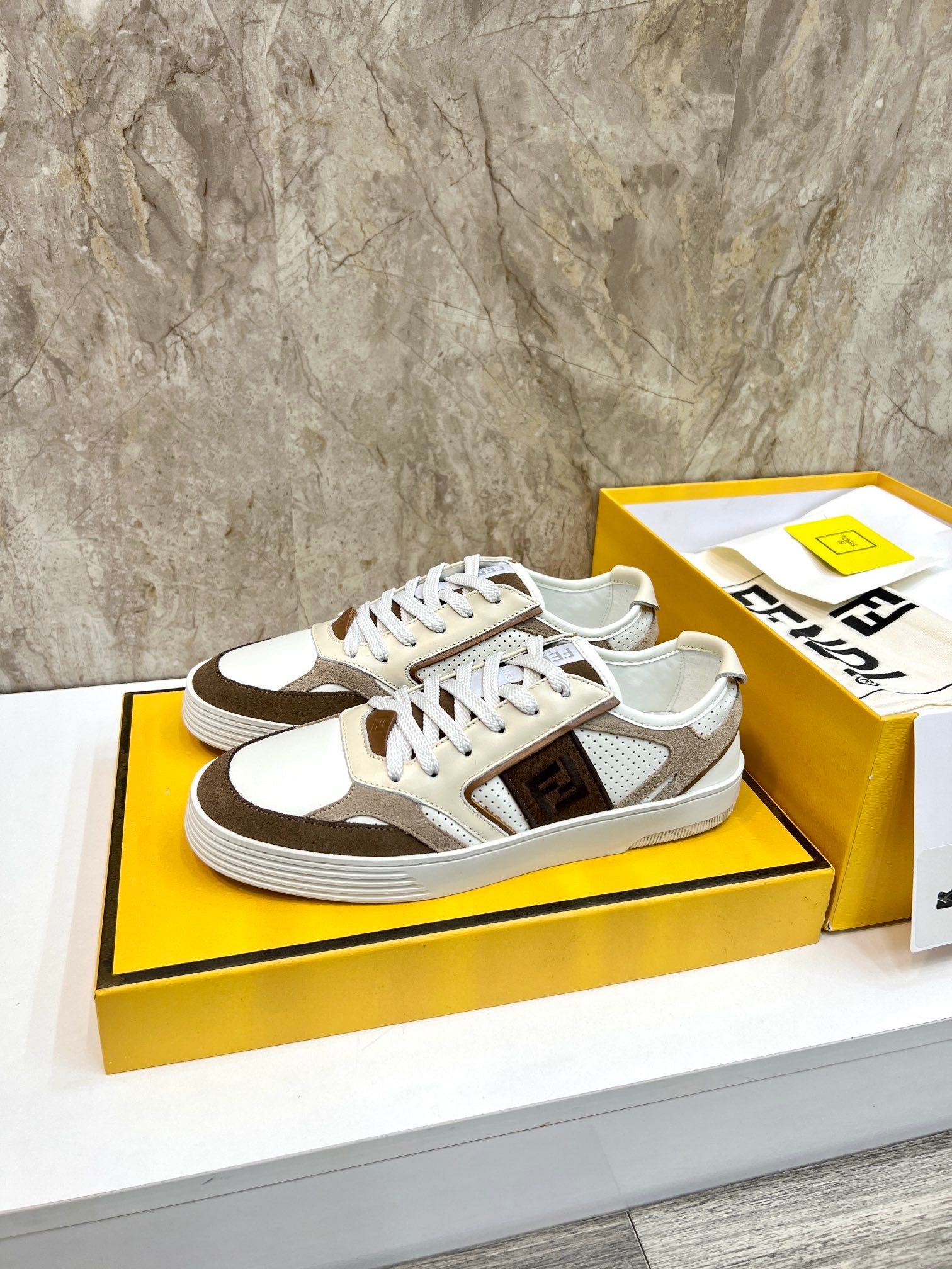 LuxluxHouse Best Quality Shoes Fendi