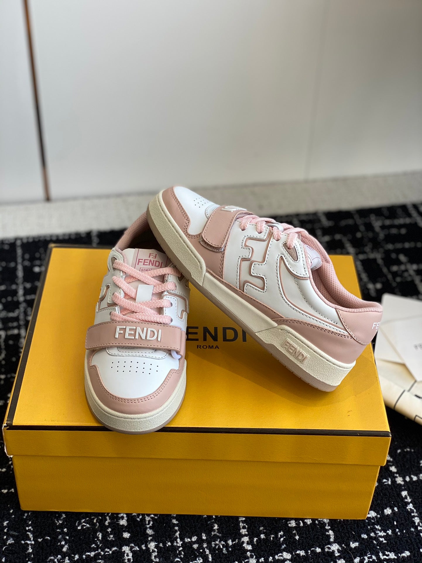 LuxluxHouse Best Quality Shoes Fendi