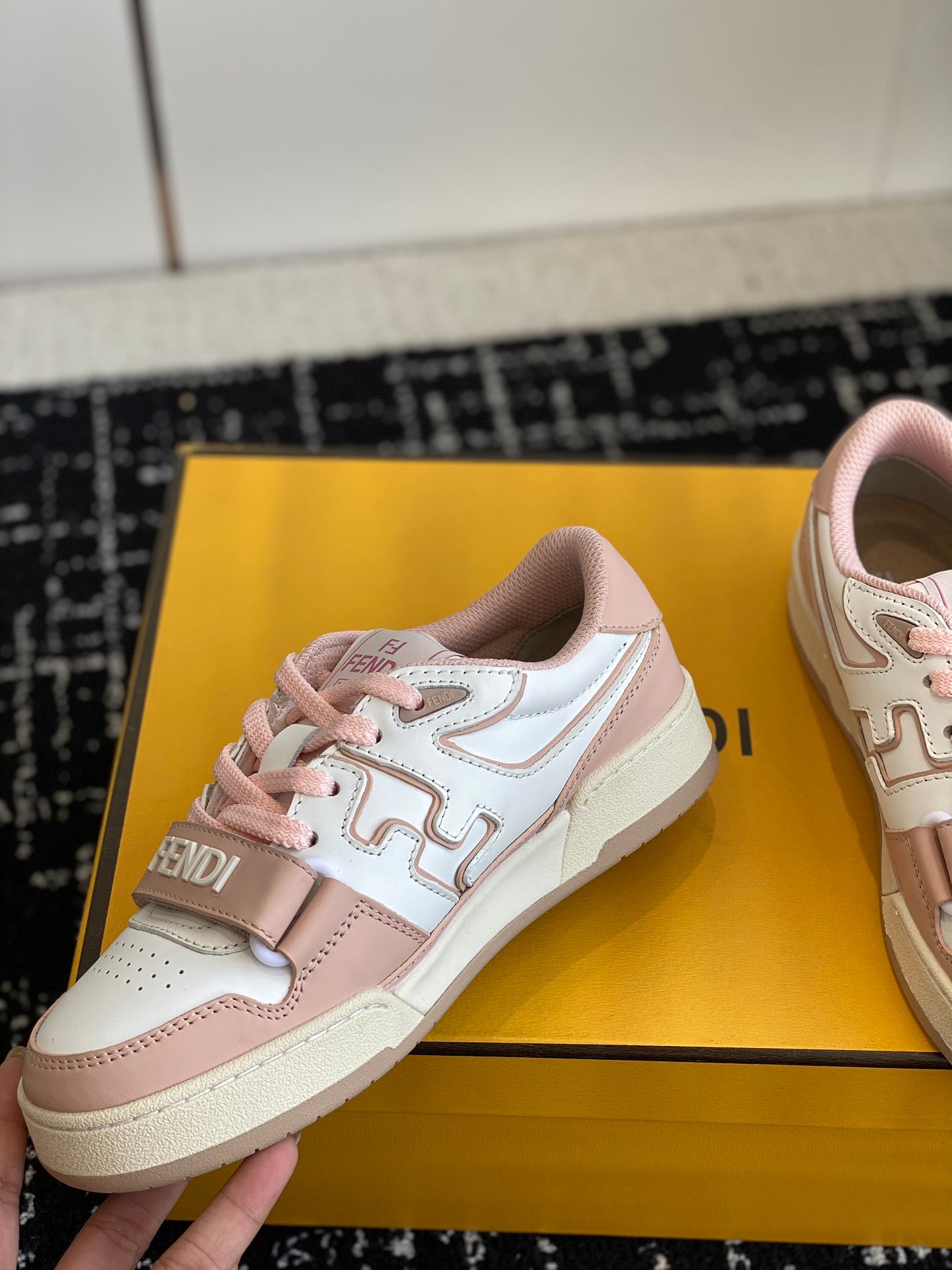LuxluxHouse Best Quality Shoes Fendi