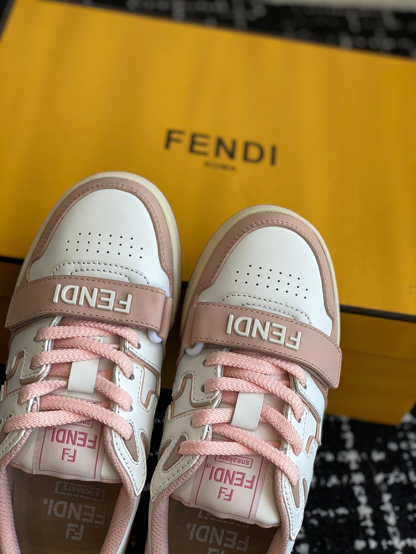 LuxluxHouse Best Quality Shoes Fendi