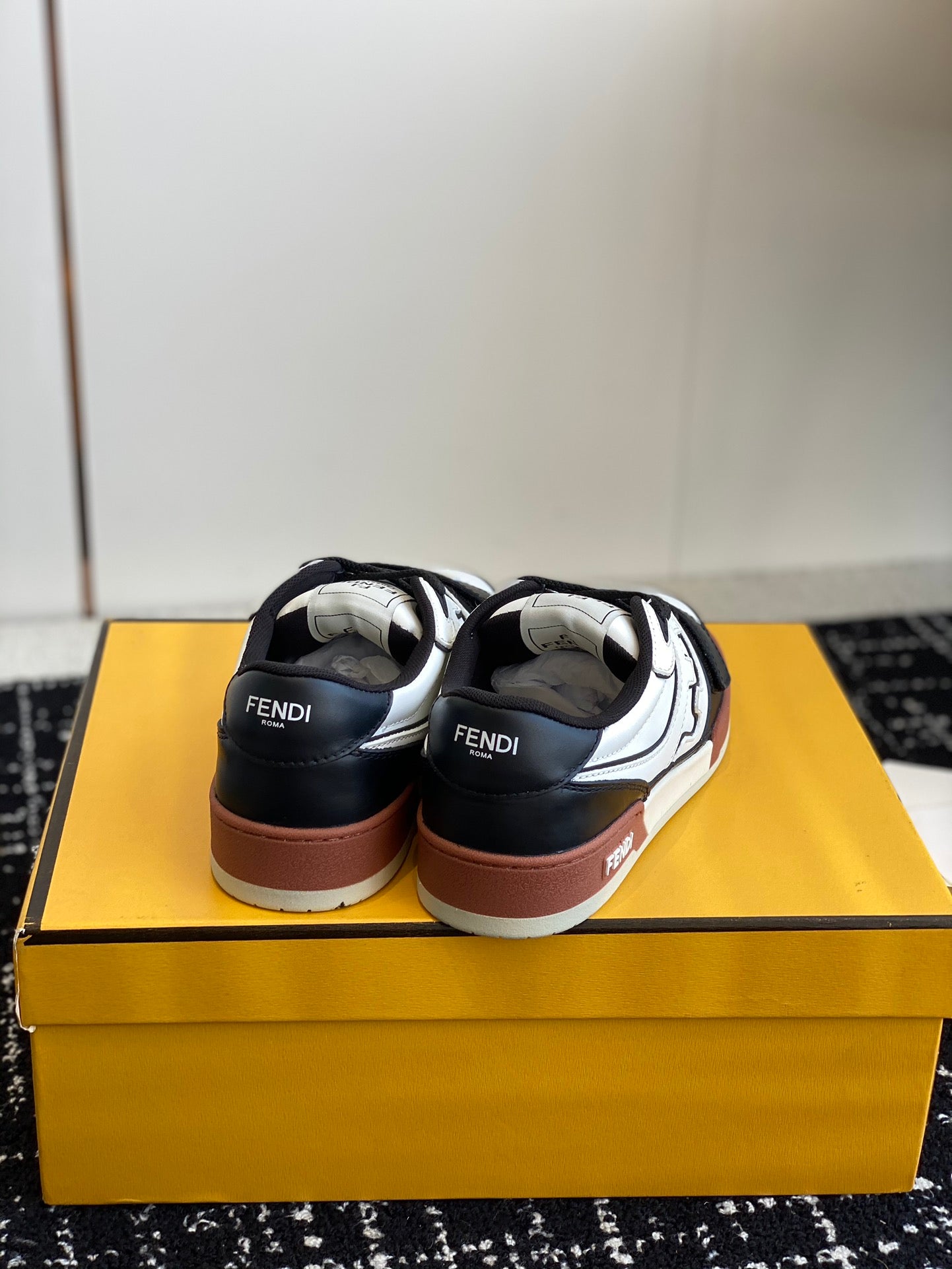 LuxluxHouse Best Quality Shoes Fendi