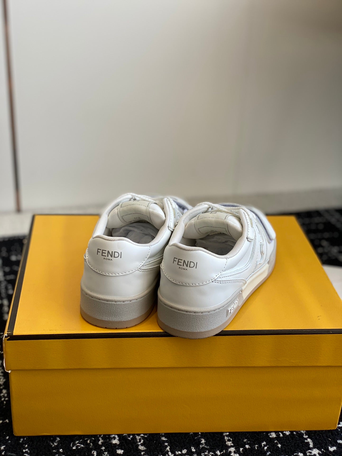 LuxluxHouse Best Quality Shoes Fendi
