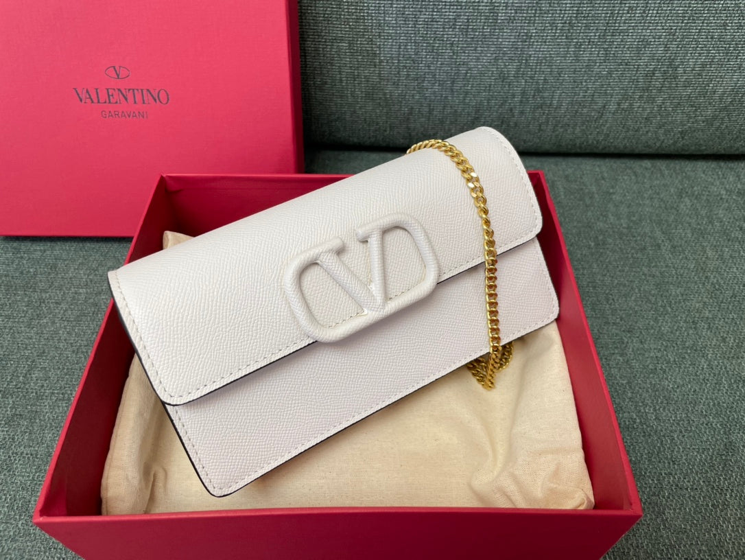 LuxluxHouse Best Quality Bags Valentino Women