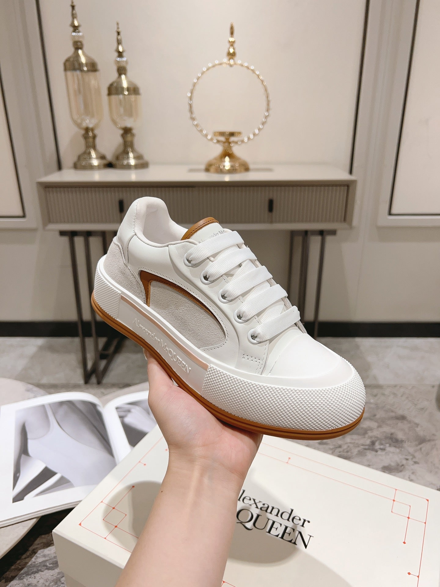 LuxluxHouse Best Quality Shoes Alexander McQueen