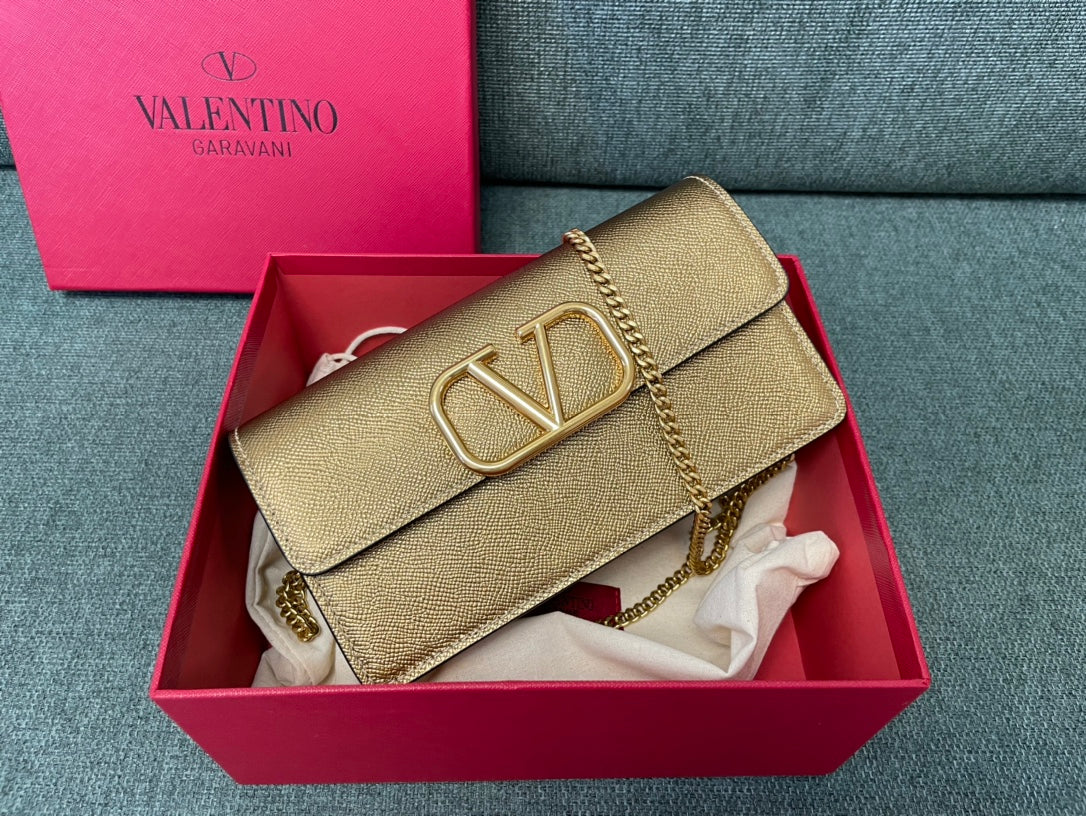 LuxluxHouse Best Quality Bags Valentino Women