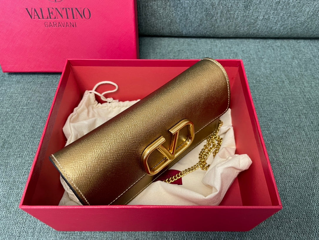 LuxluxHouse Best Quality Bags Valentino Women