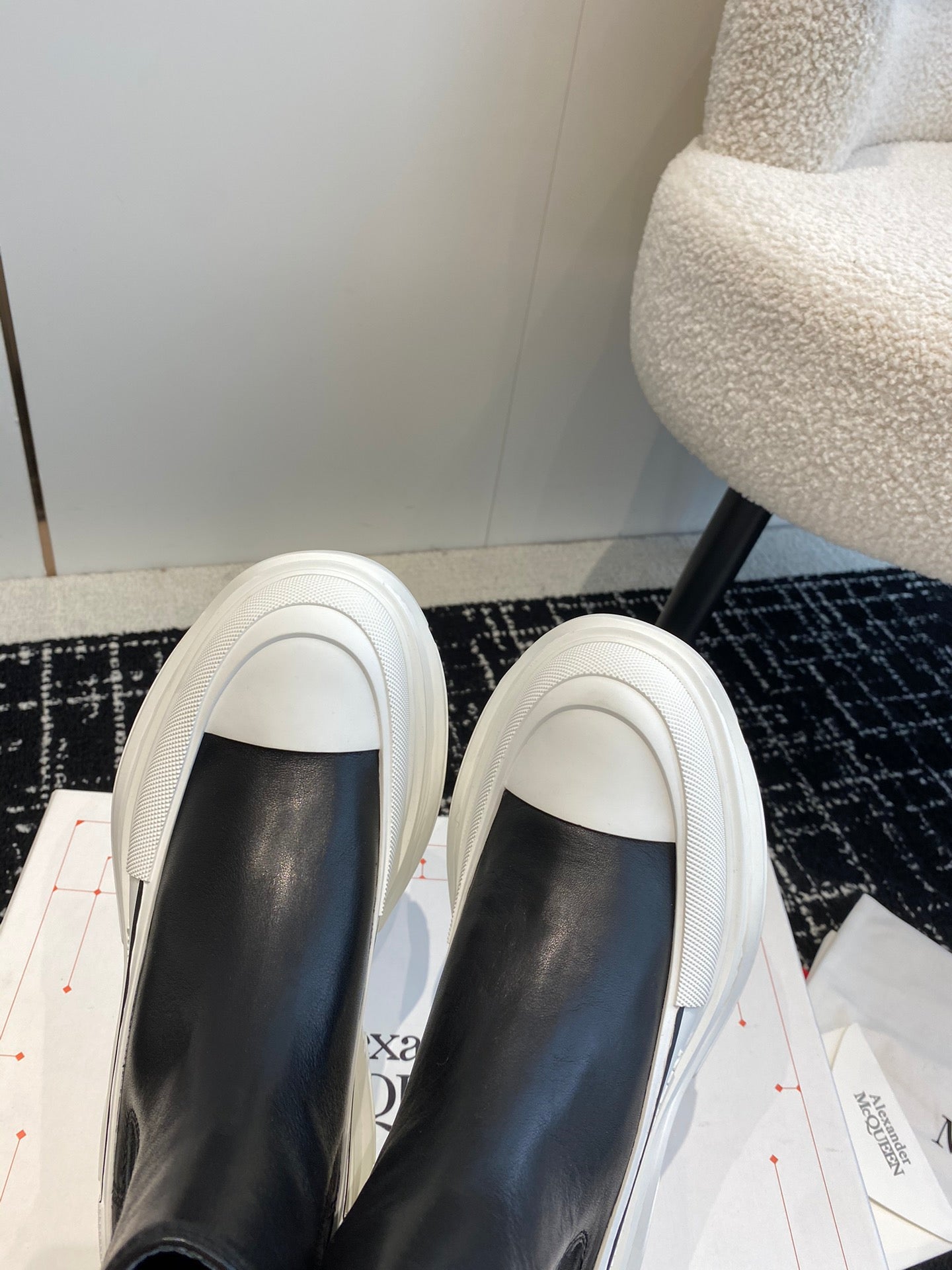 LuxluxHouse Best Quality Shoes Alexander McQueen