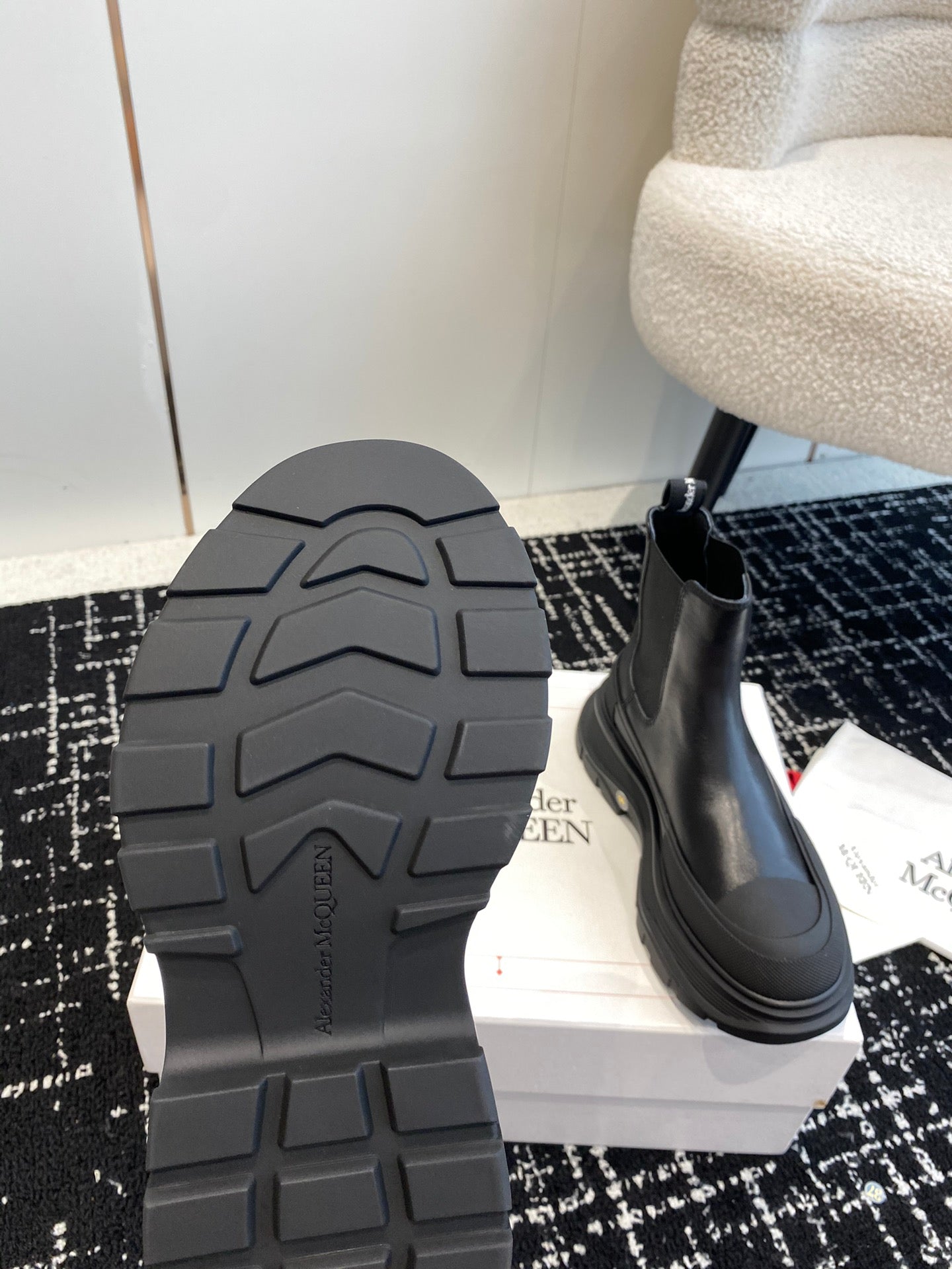 LuxluxHouse Best Quality Shoes Alexander McQueen