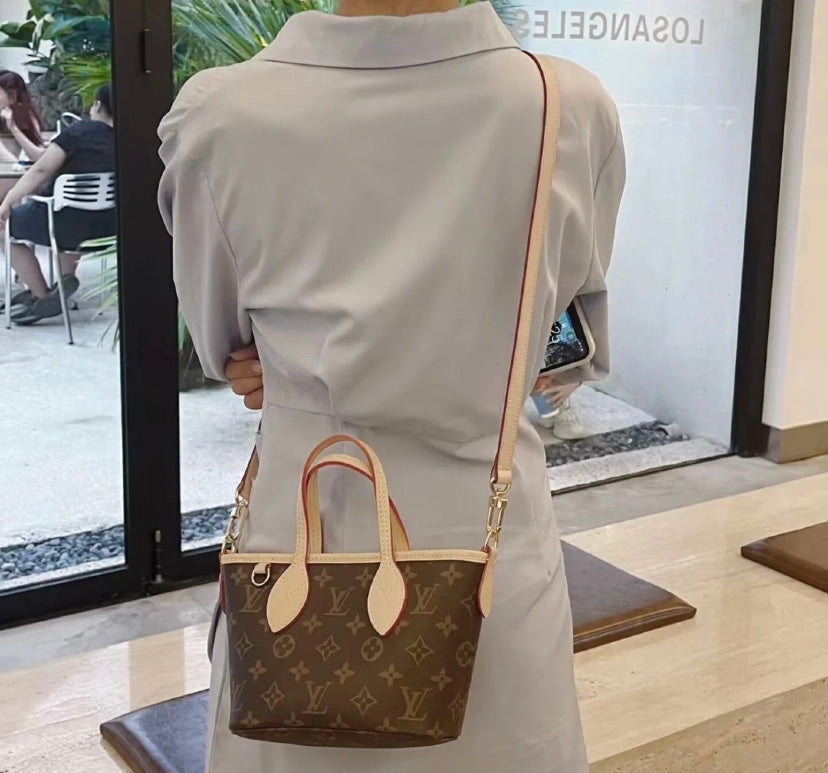 LuxluxHouse Best Quality Bags Louis Vuitton Women Men