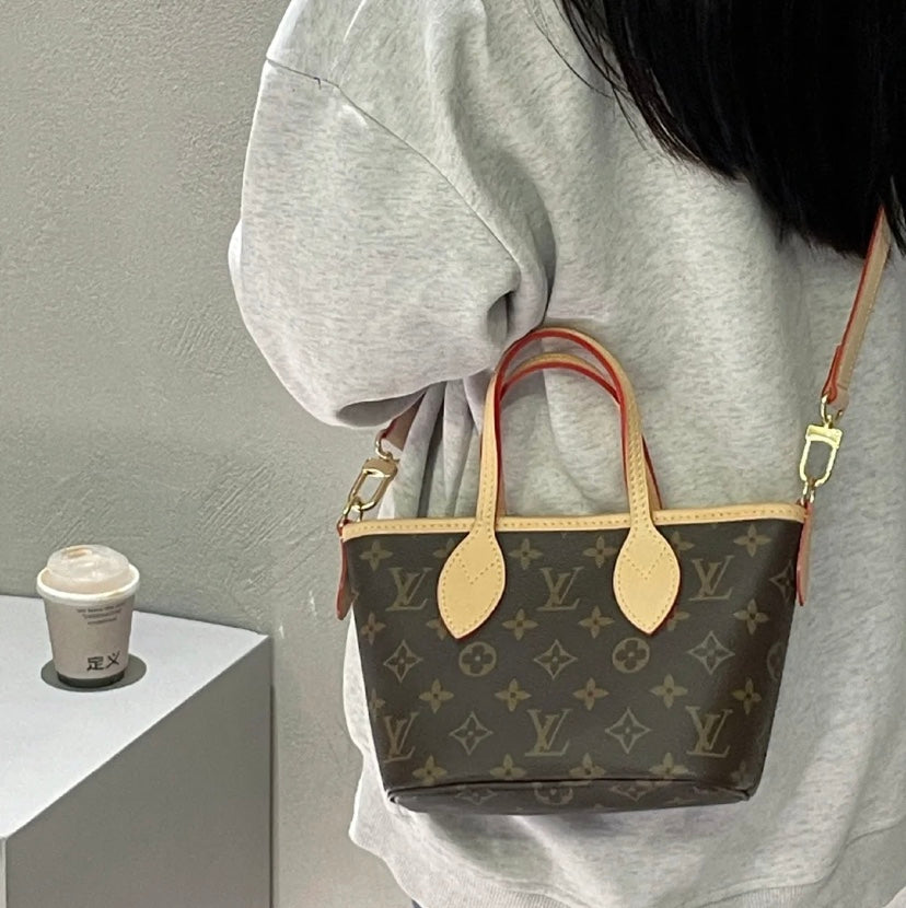 LuxluxHouse Best Quality Bags Louis Vuitton Women Men