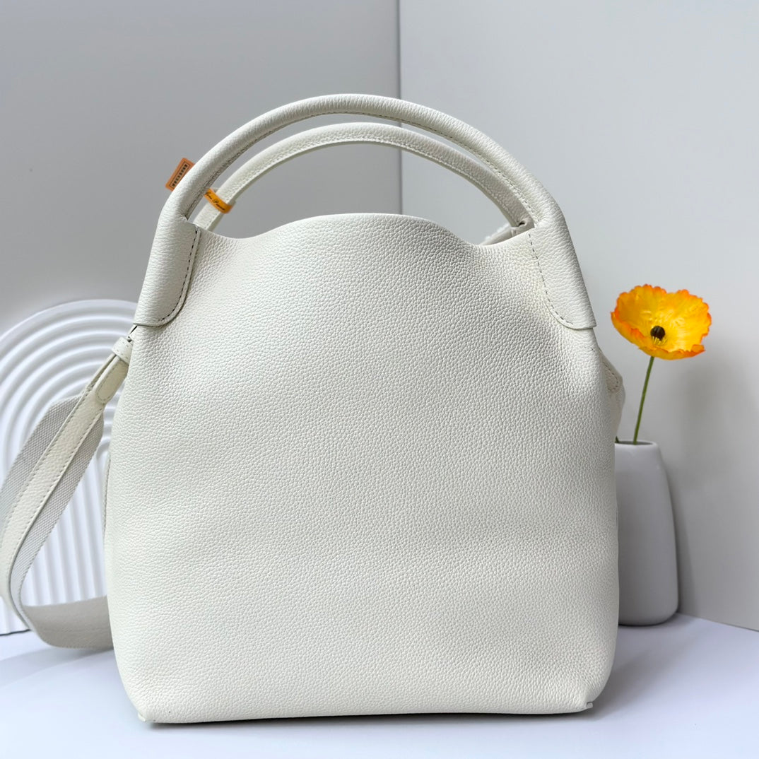 LuxluxHouse Best Quality Bags Loro Piana Women