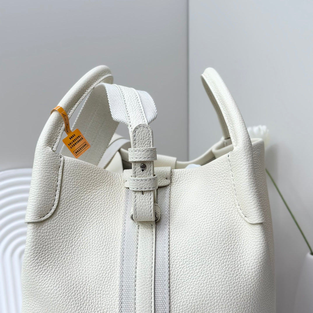 LuxluxHouse Best Quality Bags Loro Piana Women