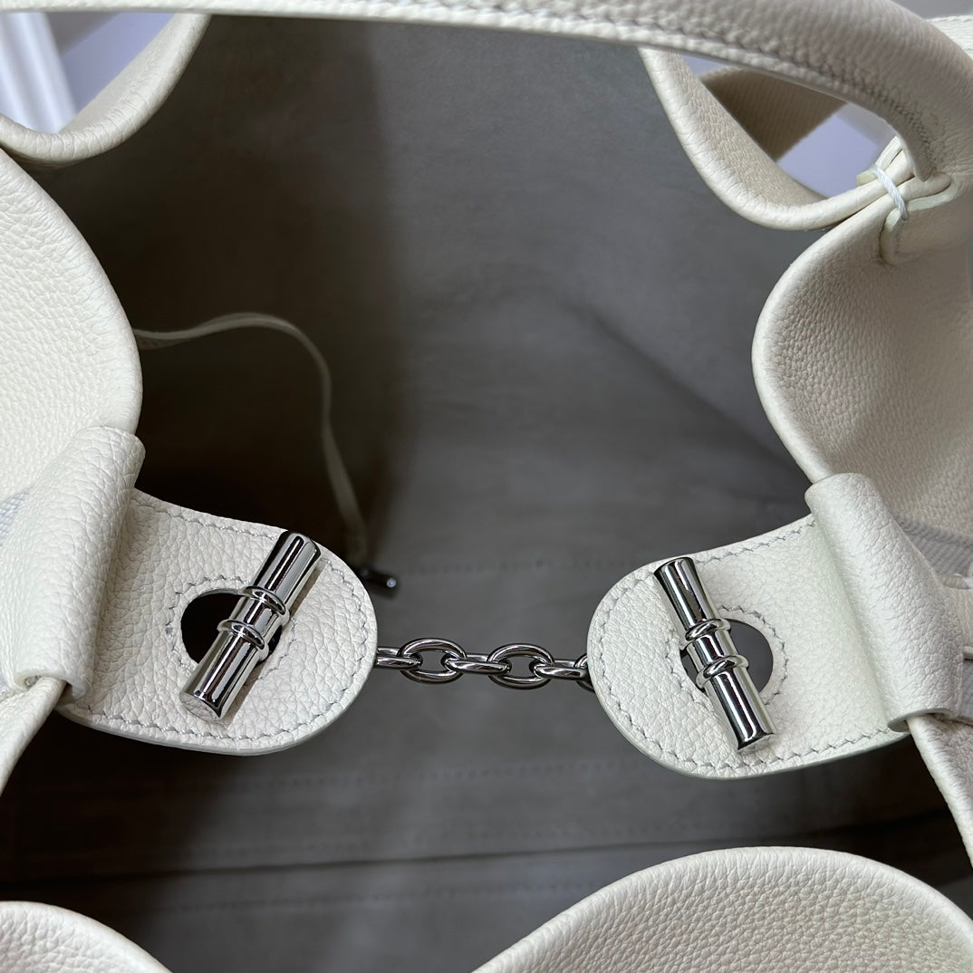 LuxluxHouse Best Quality Bags Loro Piana Women
