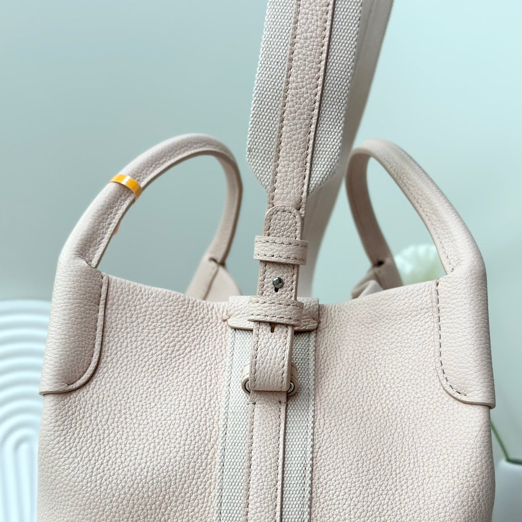 LuxluxHouse Best Quality Bags Loro Piana Women