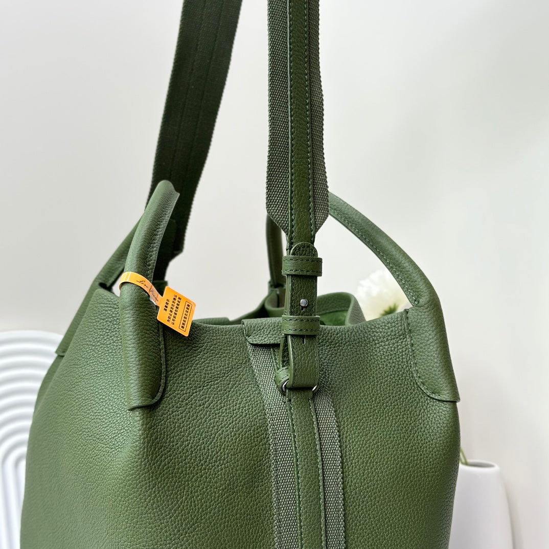 LuxluxHouse Best Quality Bags Loro Piana Women
