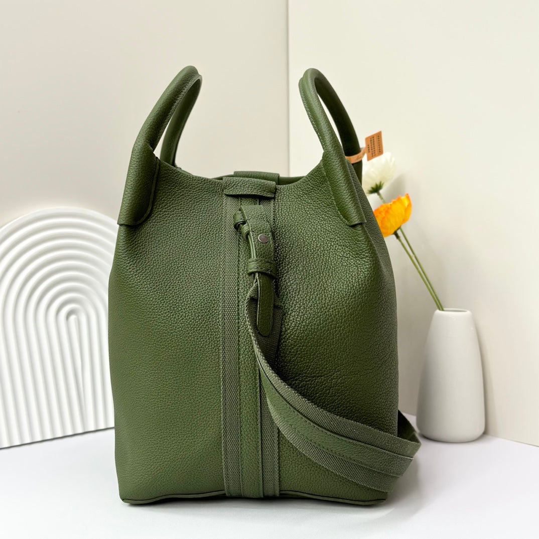 LuxluxHouse Best Quality Bags Loro Piana Women