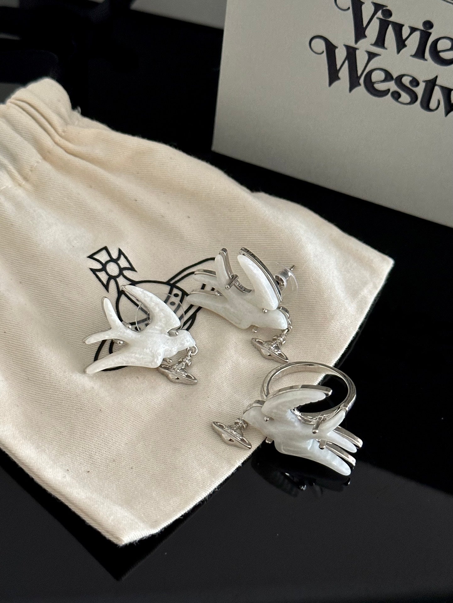 LuxluxHouse Low Price And High Quality Accessories Vivienne Westwood