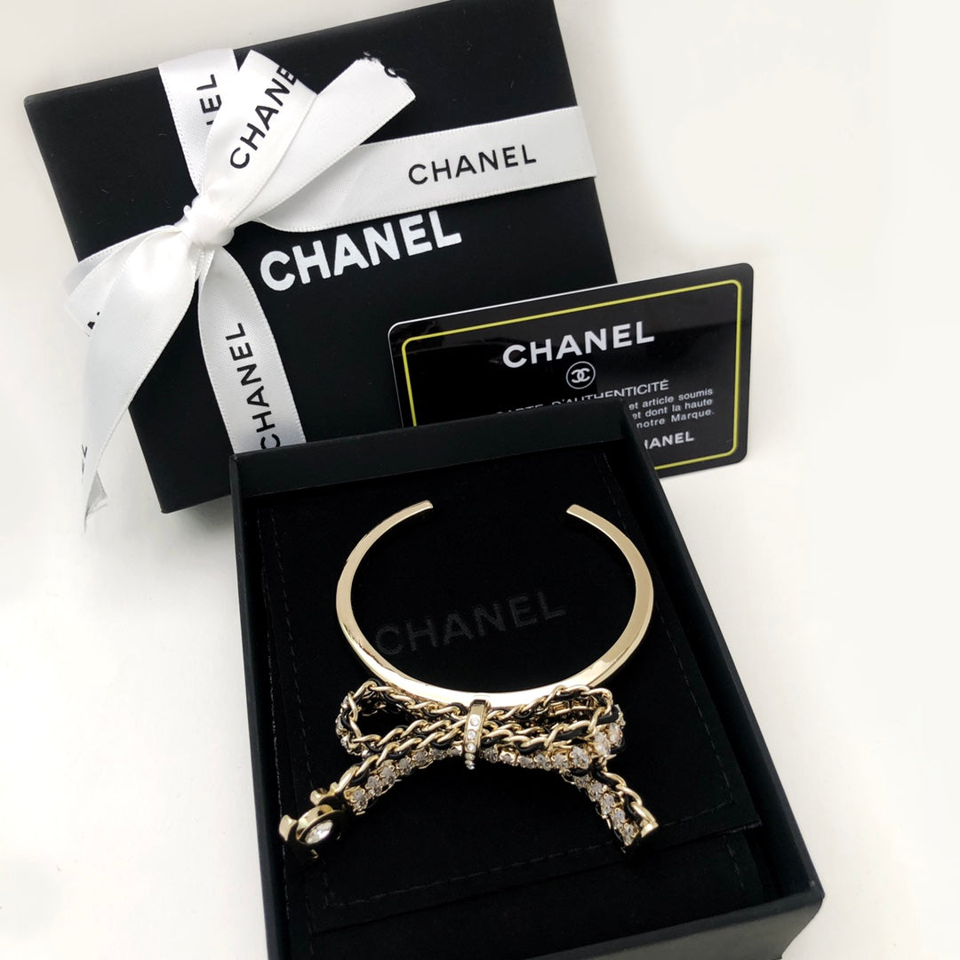 LuxluxHouse Best Quality Accessories Bracelet Bracelet Earrings Chanel Earrings