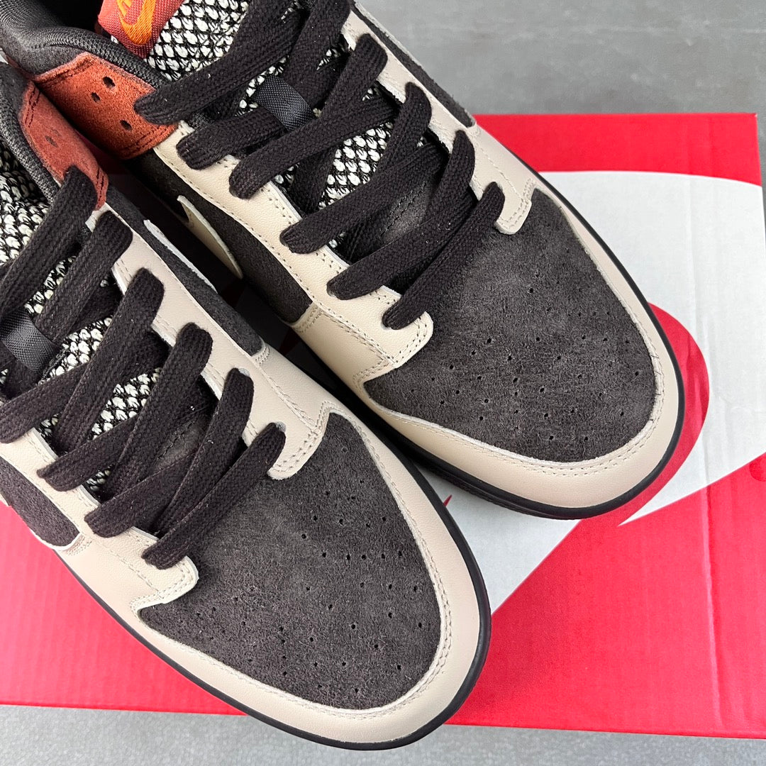 AY Batch-Nike Dunk Low “Velvet Brown and Rugged Orange”