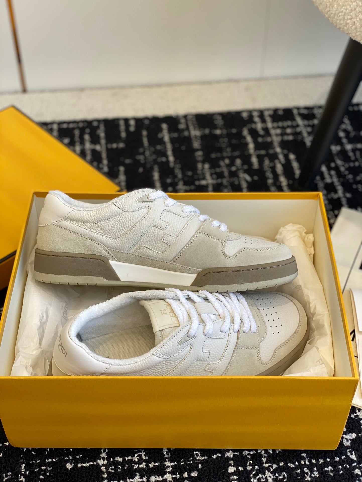 LuxluxHouse Best Quality Shoes Fendi