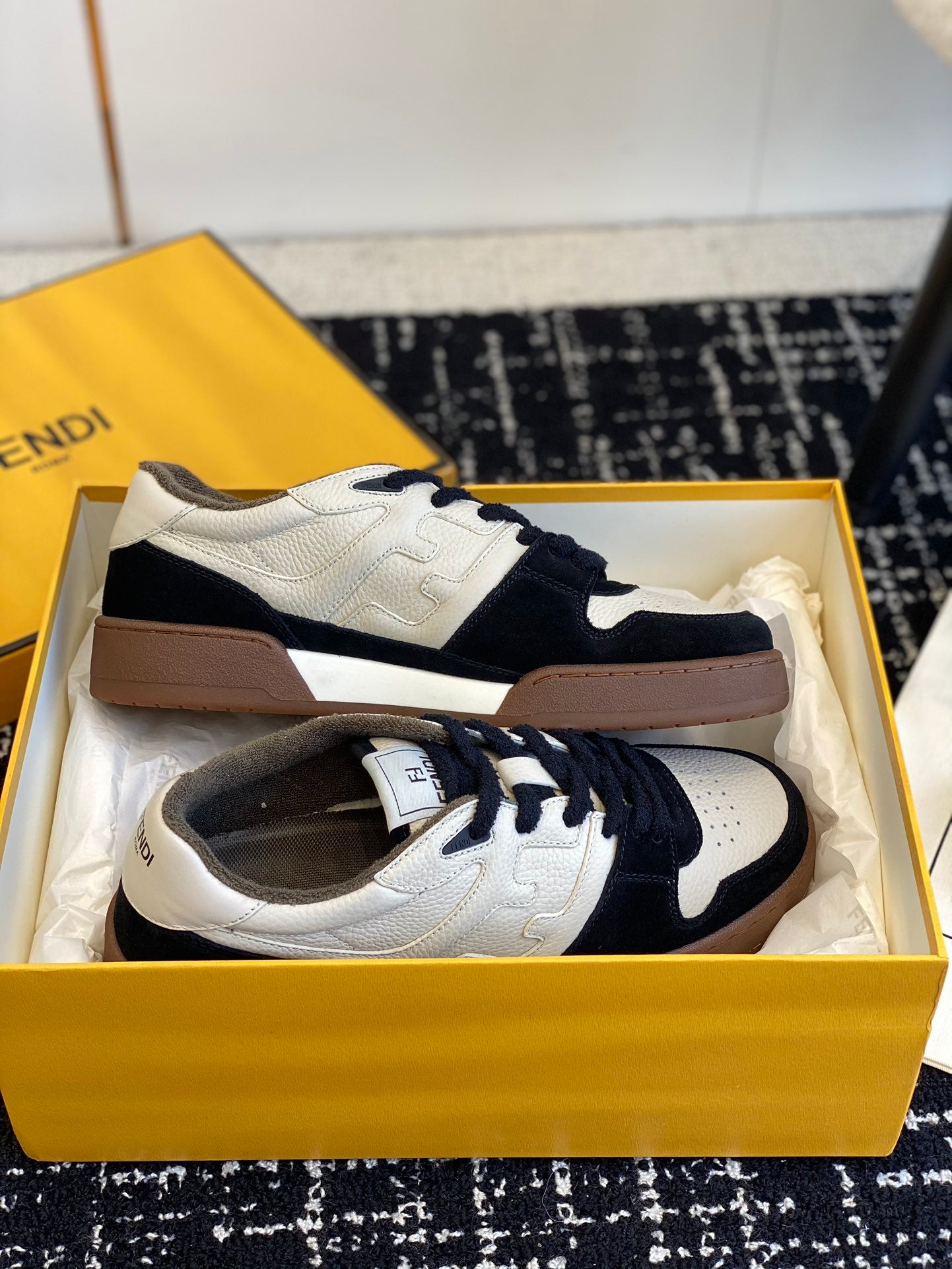 LuxluxHouse Best Quality Shoes Fendi