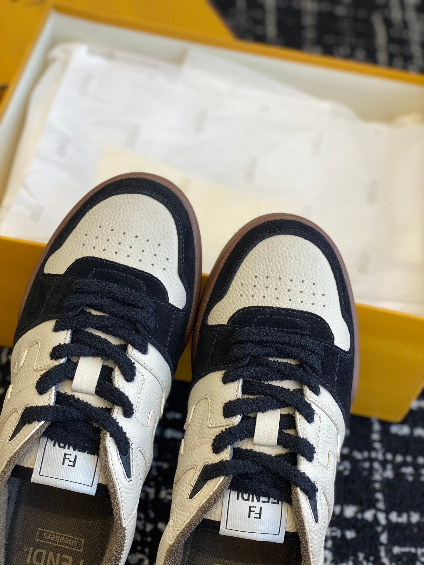 LuxluxHouse Best Quality Shoes Fendi