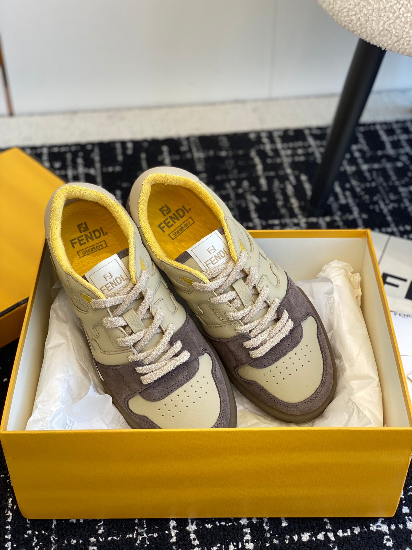 LuxluxHouse Best Quality Shoes Fendi