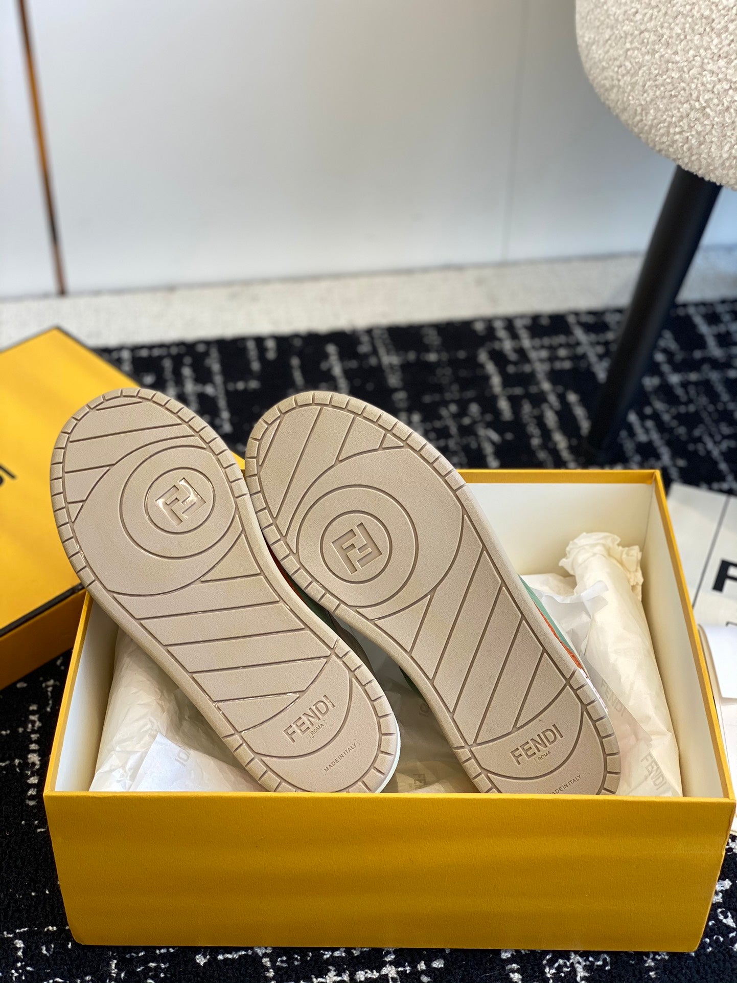 LuxluxHouse Best Quality Shoes Fendi