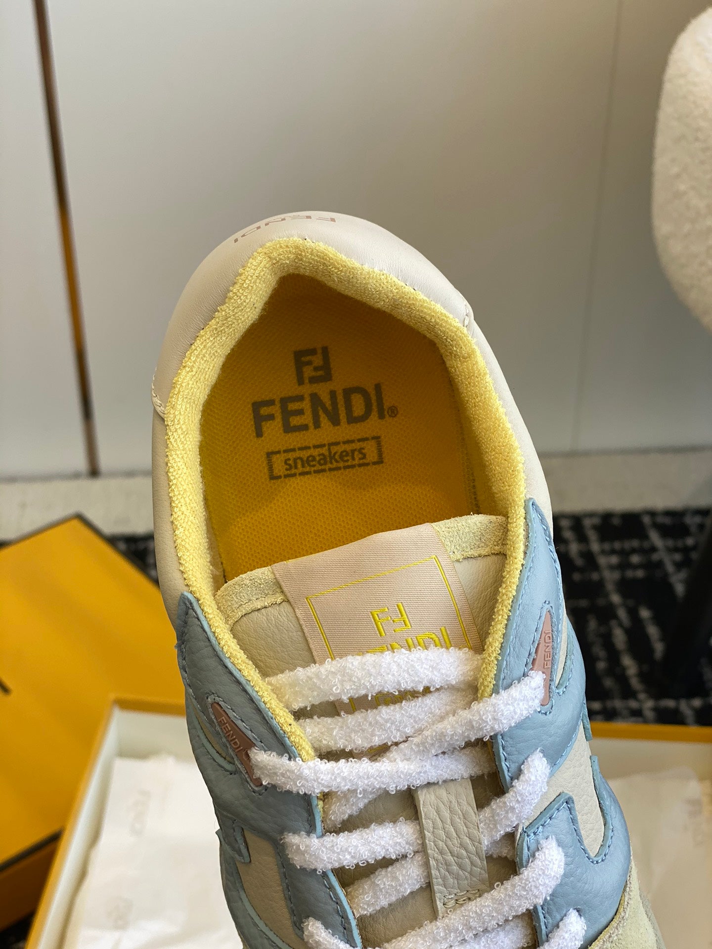 LuxluxHouse Best Quality Shoes Fendi