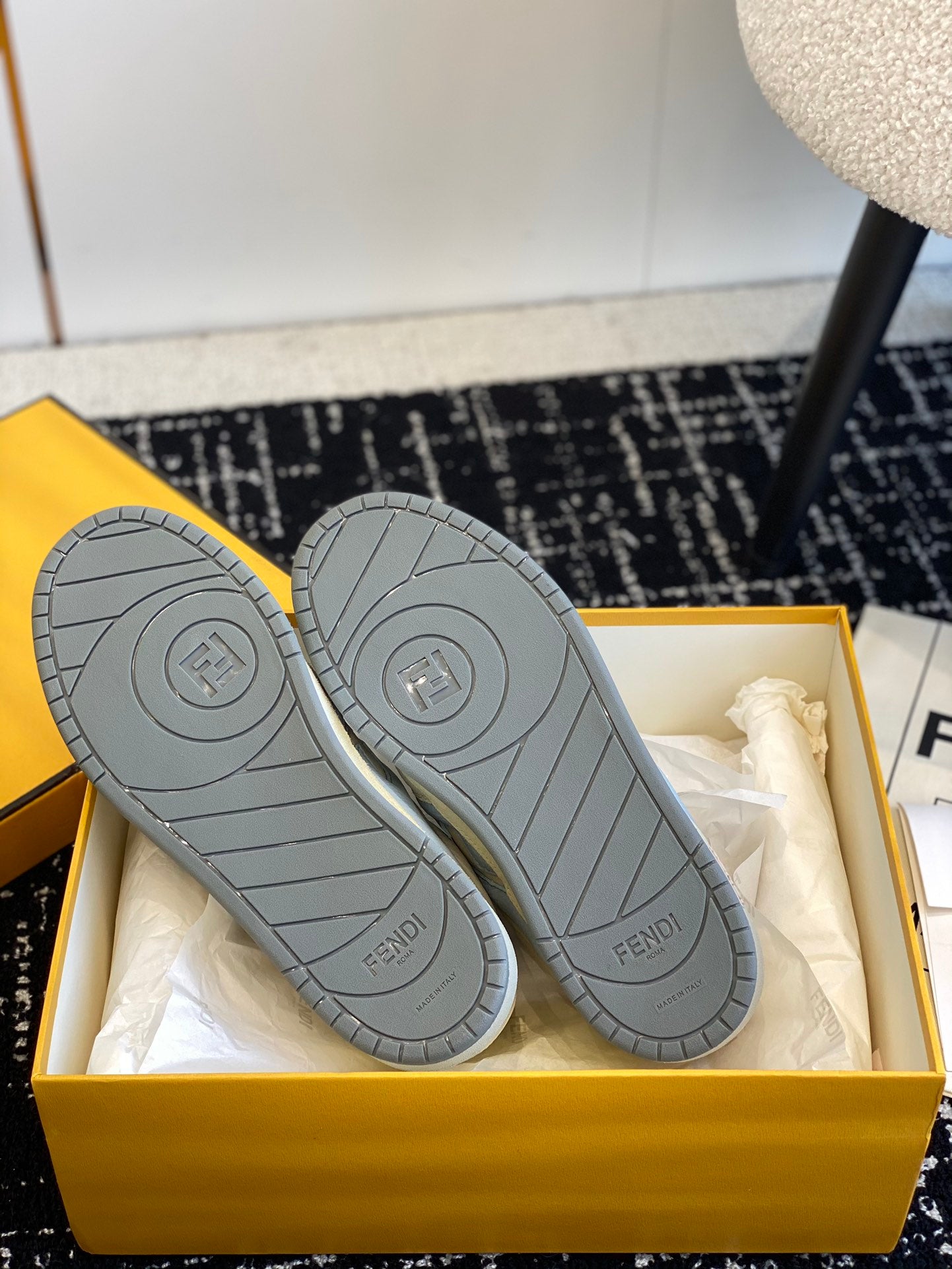 LuxluxHouse Best Quality Shoes Fendi