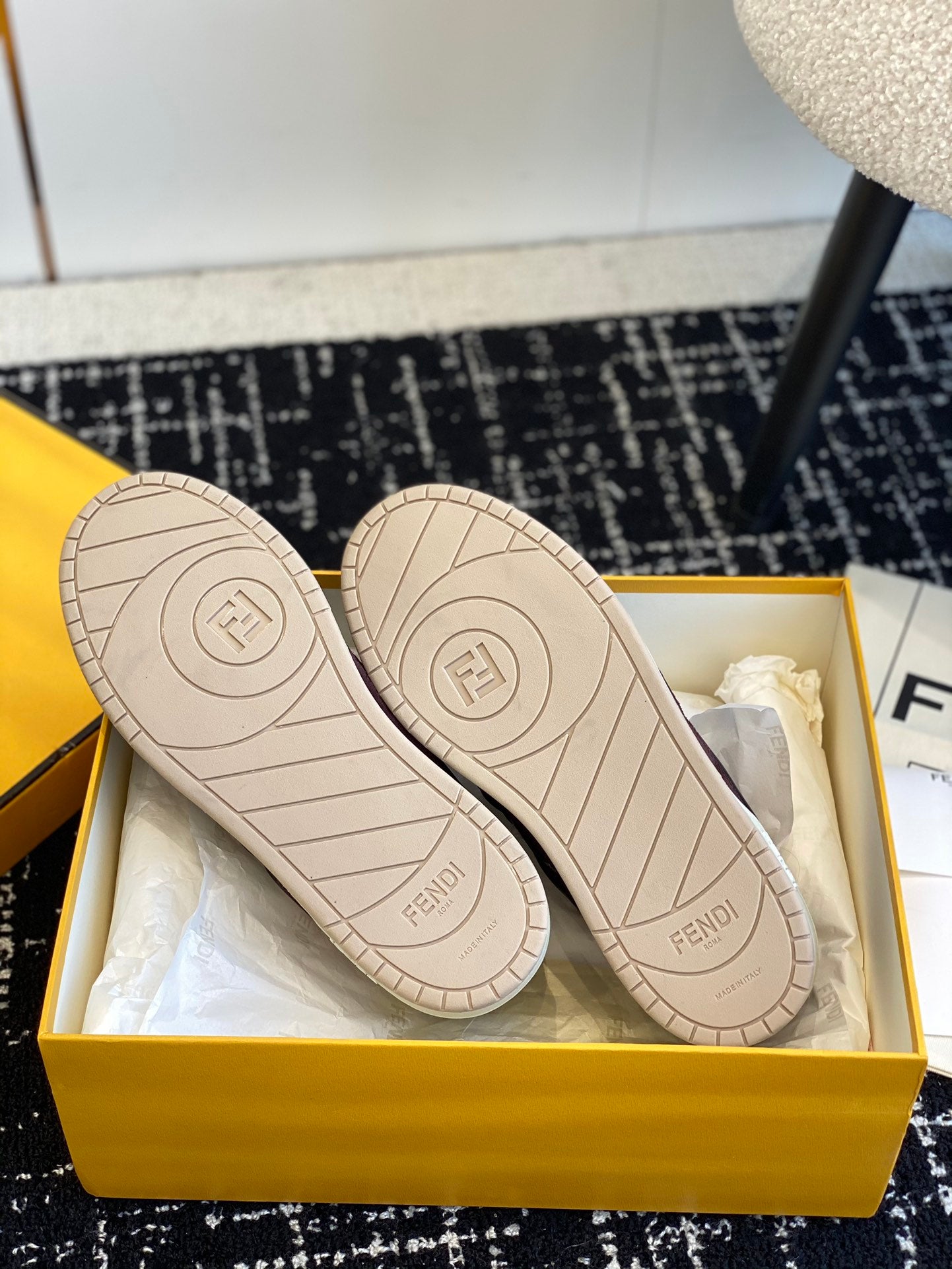 LuxluxHouse Best Quality Shoes Fendi