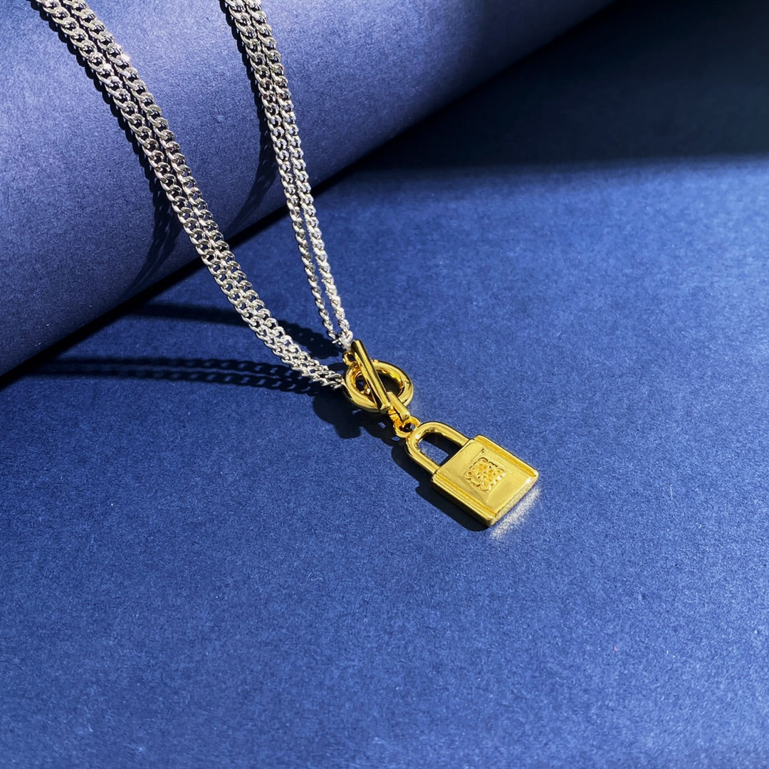 LuxluxHouse Best Quality Accessories Loewe