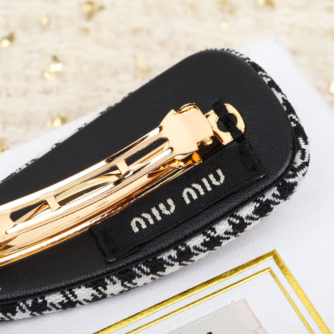 LuxluxHouse Best Quality Accessories Miu Miu