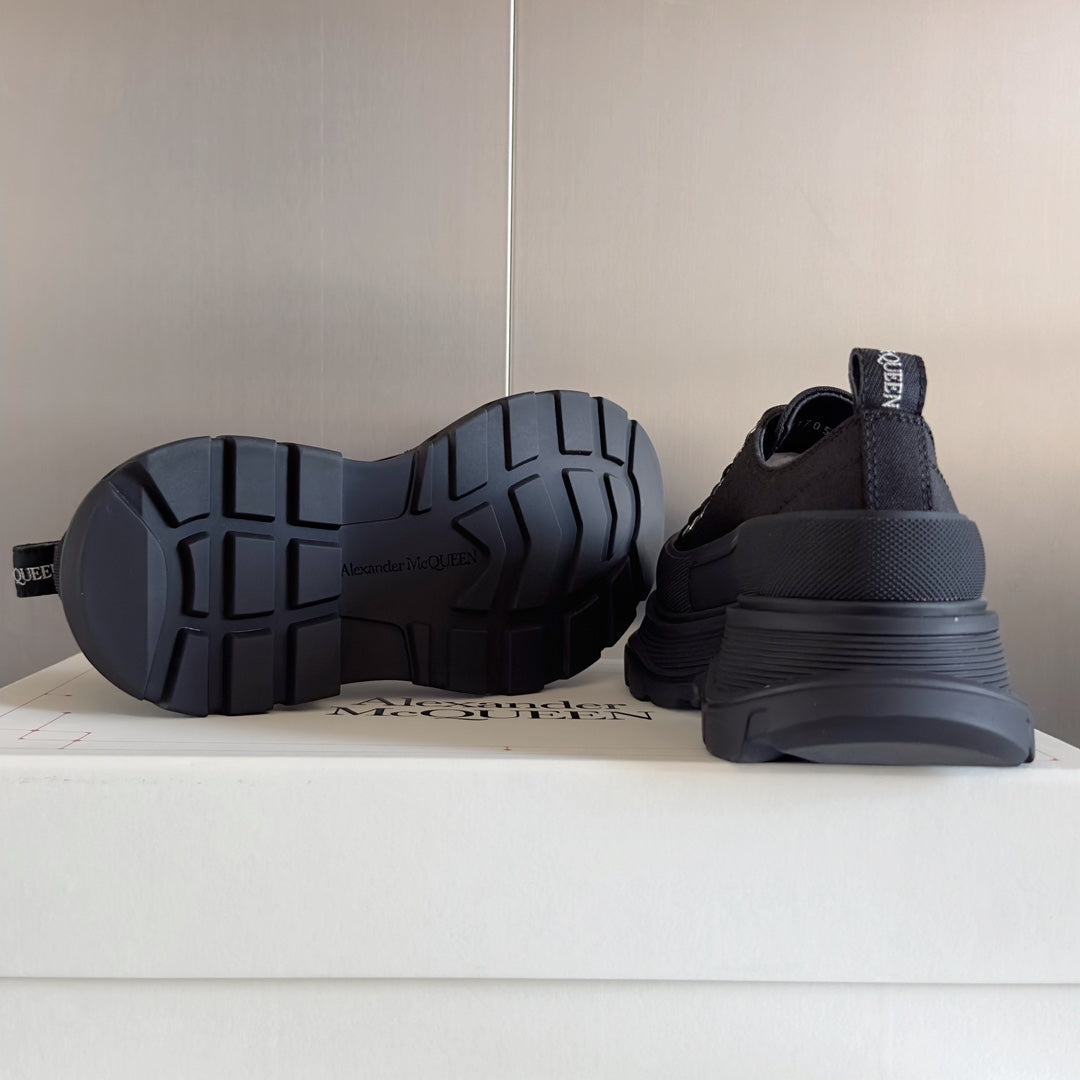 LuxluxHouse Best Quality Shoes Alexander McQueen