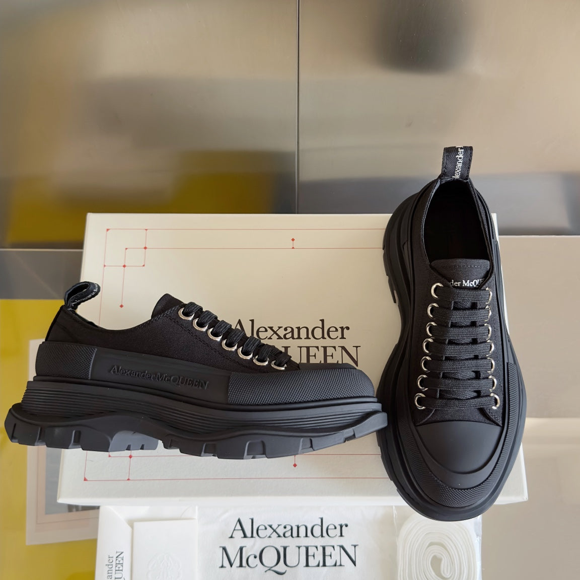 LuxluxHouse Best Quality Shoes Alexander McQueen