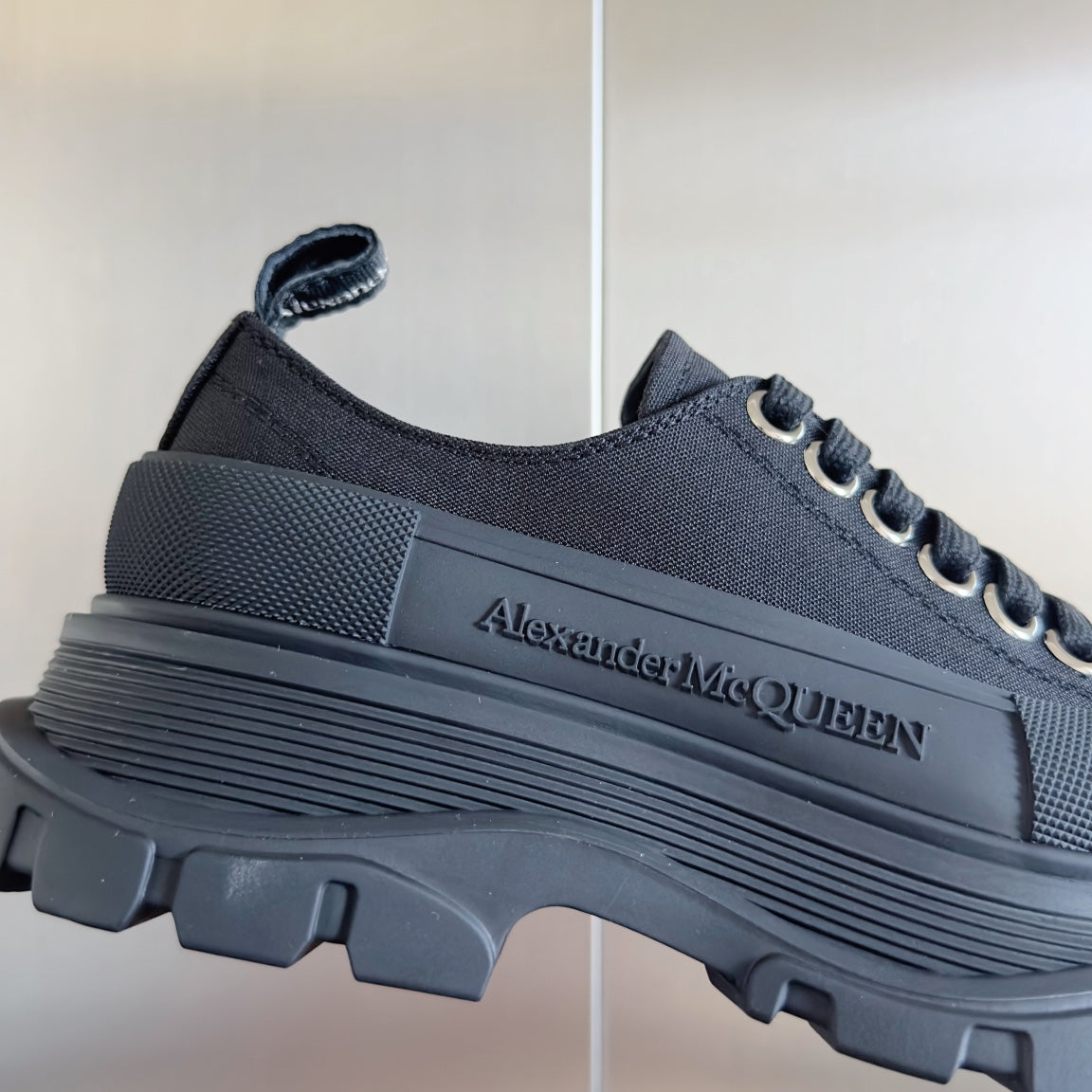 LuxluxHouse Best Quality Shoes Alexander McQueen