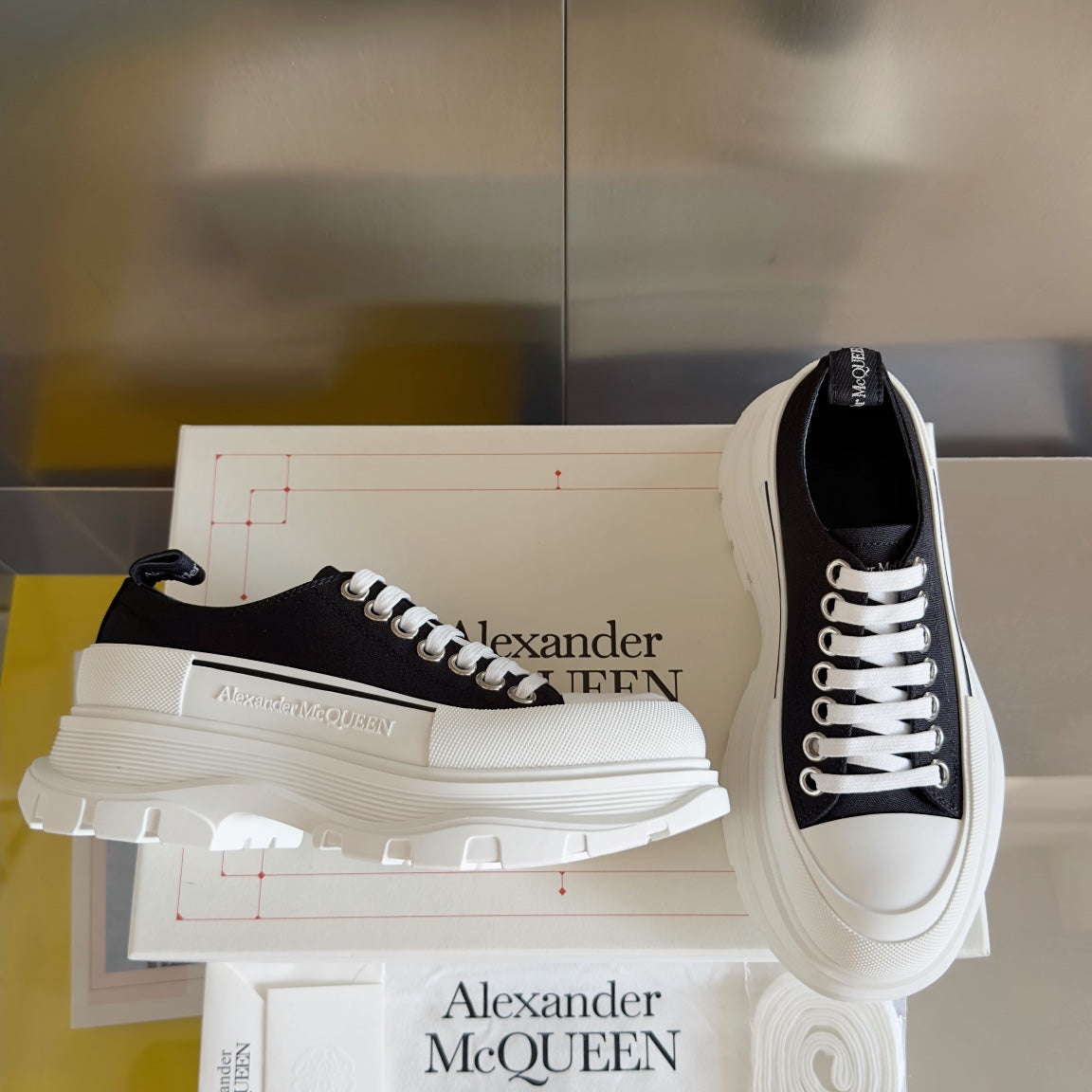 LuxluxHouse Best Quality Shoes Alexander McQueen