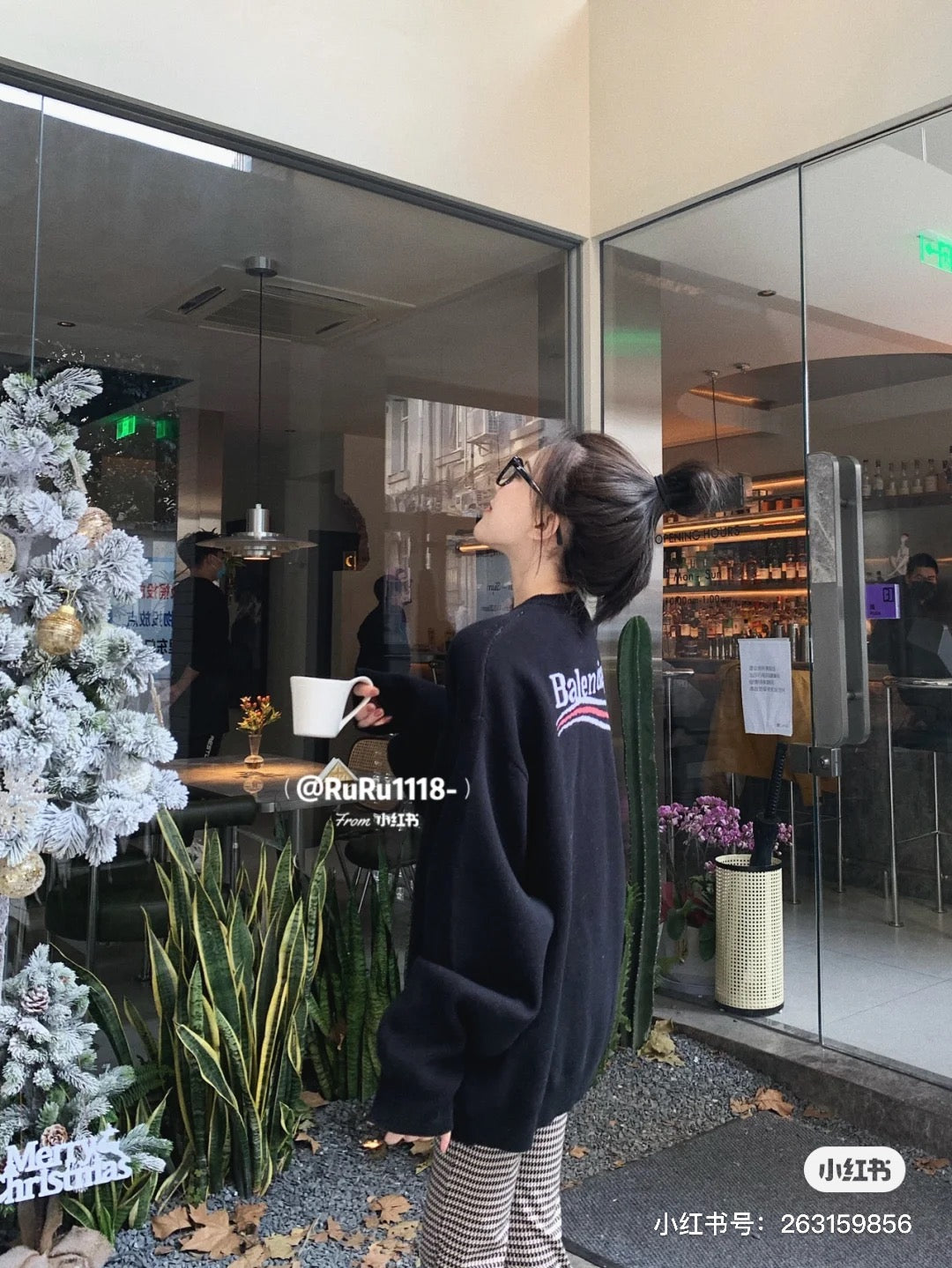 LuxluxHouse Best Quality Clothes Balenciaga Hoodie & Sweater
