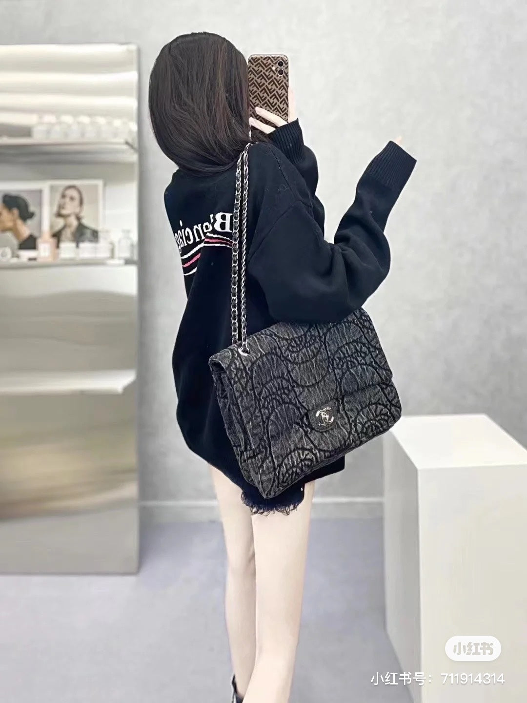 LuxluxHouse Best Quality Clothes Balenciaga Hoodie & Sweater