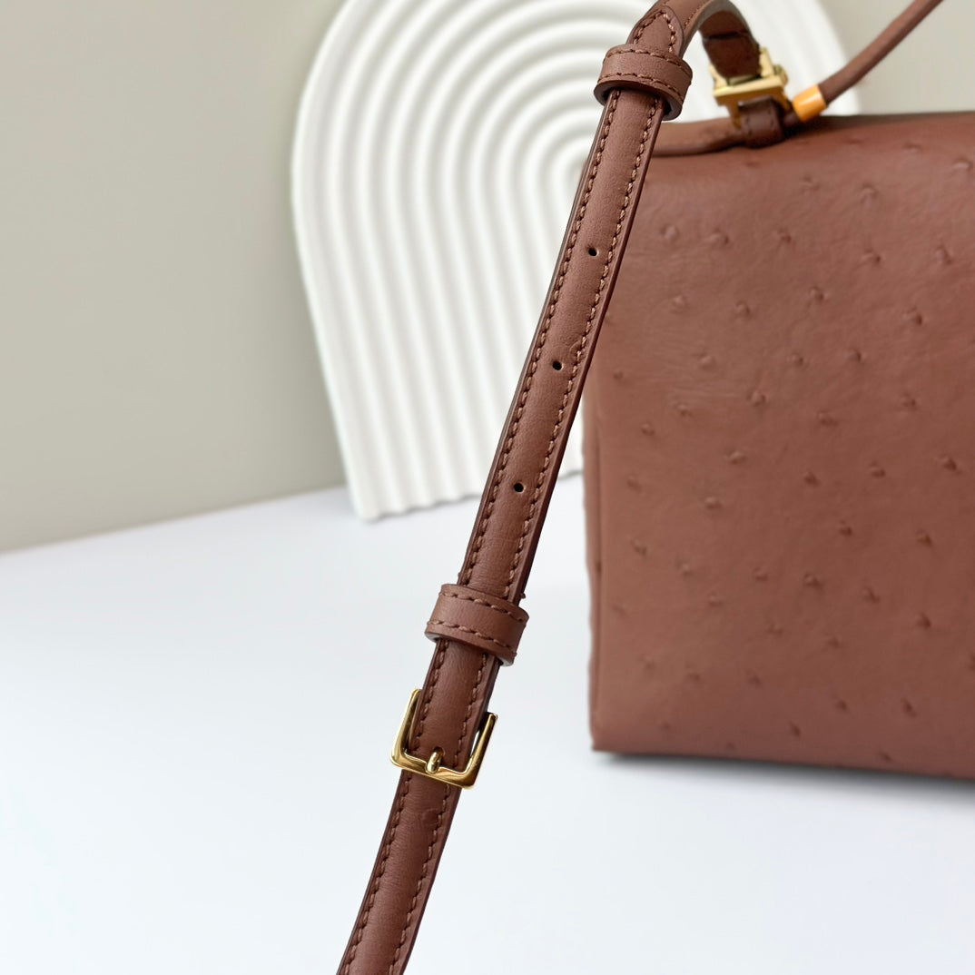 LuxluxHouse Best Quality Bags Loro Piana Women