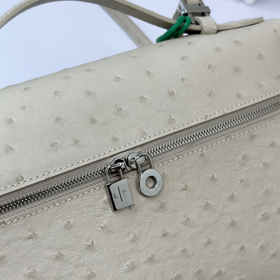 LuxluxHouse Best Quality Bags Loro Piana Women